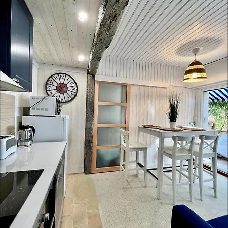 Appartement T2 Paradisiaque Les Pieds Dans L'eau à *