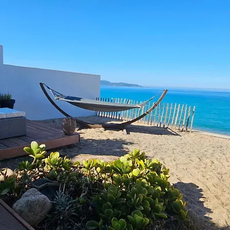 T2 Paradisiaque Les Pieds Dans L'eau à Appartement *